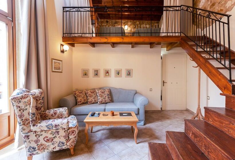 بنسيون Phaedra Suites