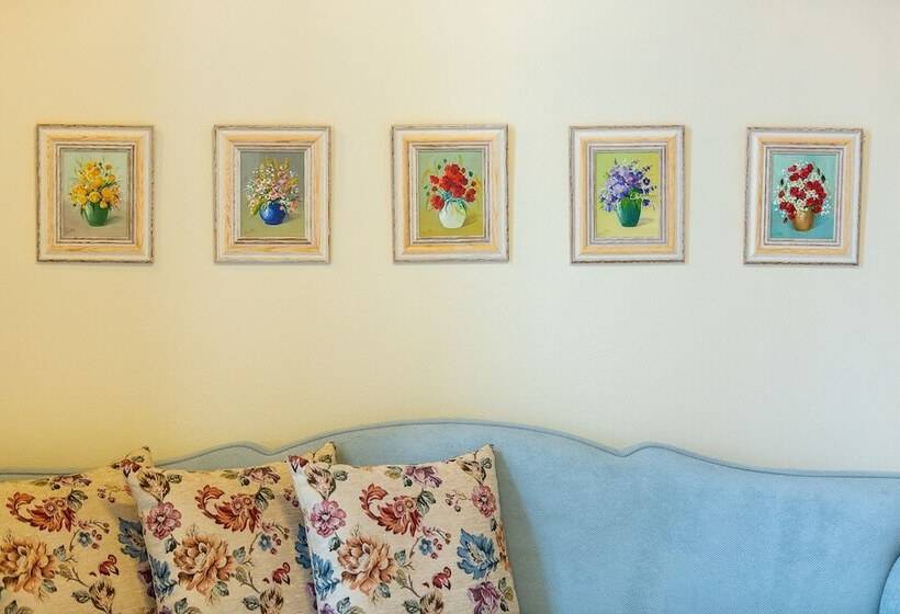 بنسيون Phaedra Suites