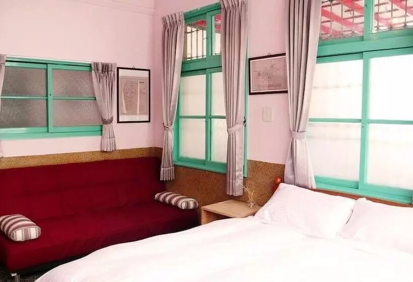 Pension Tung Ning Hostel   Dafu St