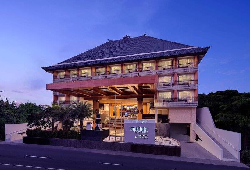 فندق Fairfield By Marriott Bali Kuta Sunset Road