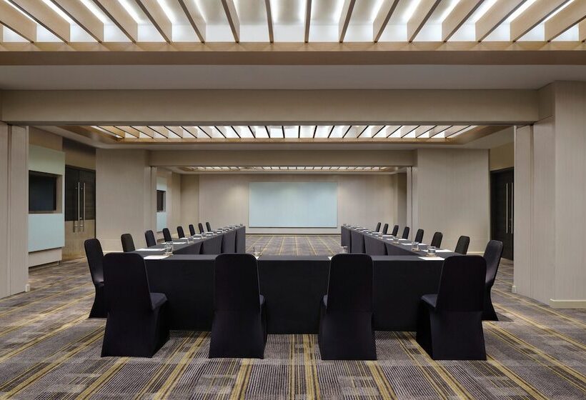 فندق Fairfield By Marriott Bali Kuta Sunset Road