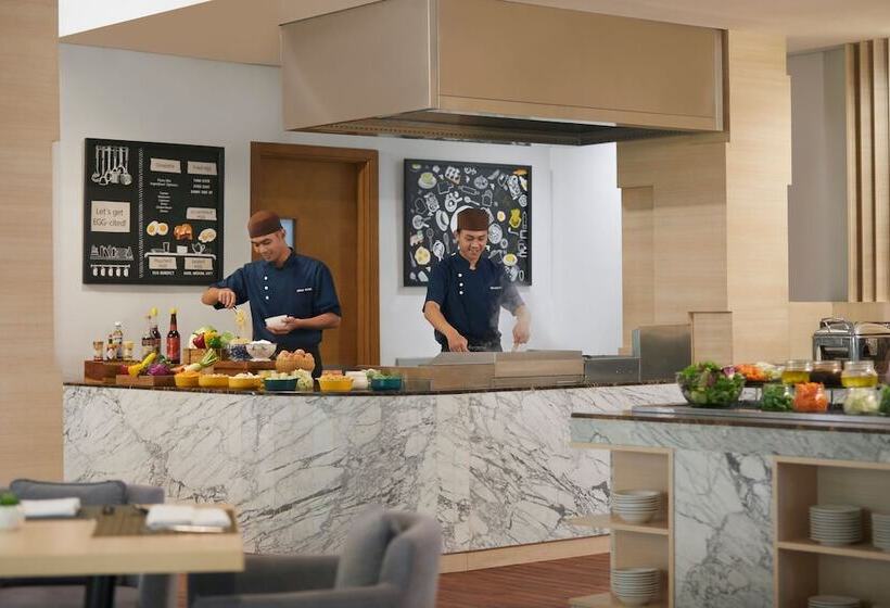 فندق Fairfield By Marriott Bali Kuta Sunset Road