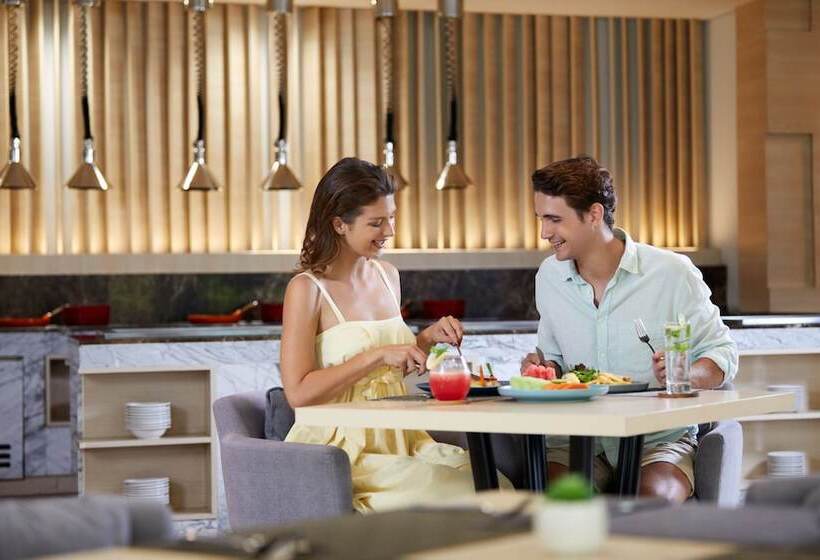 فندق Fairfield By Marriott Bali Kuta Sunset Road