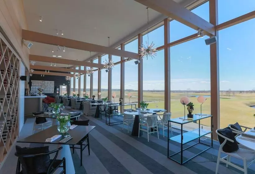 هتل Jurmala Golf Club&