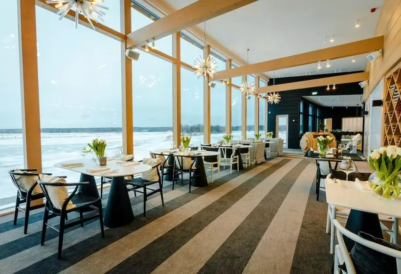 هتل Jurmala Golf Club&