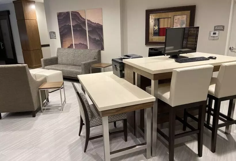 Hotelli Staybridge Suites   Denton, An Ihg