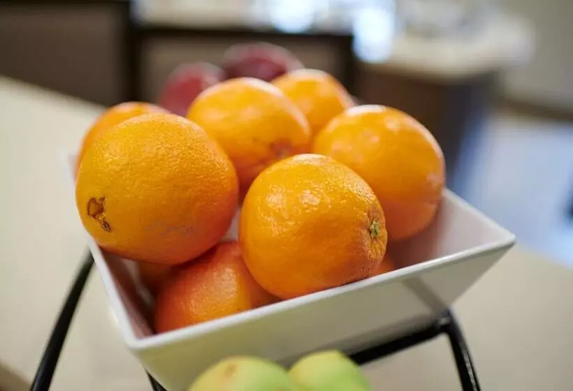 Hotelli Staybridge Suites   Denton, An Ihg