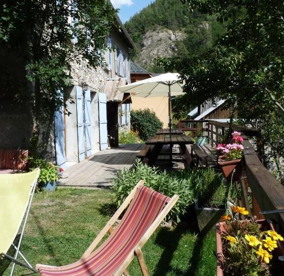 ペンション Gite D Etape De Meolans