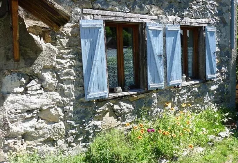 Majatalo Gite D Etape De Meolans