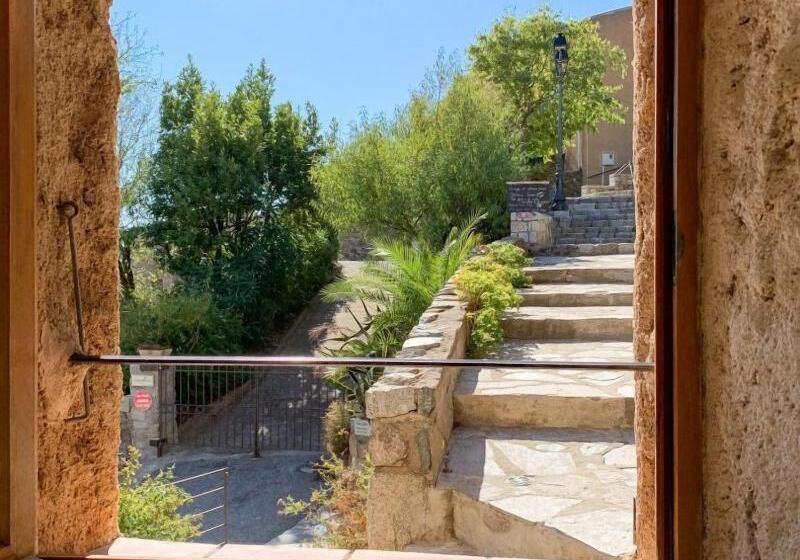 פנסיון à Scappata