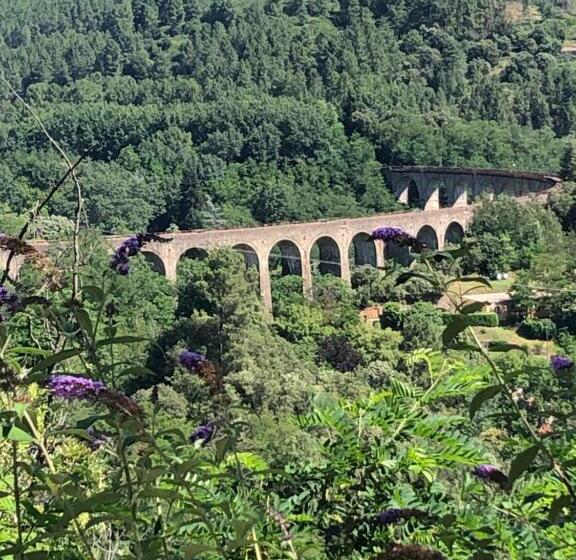 膳宿费 Mas La Tabatière