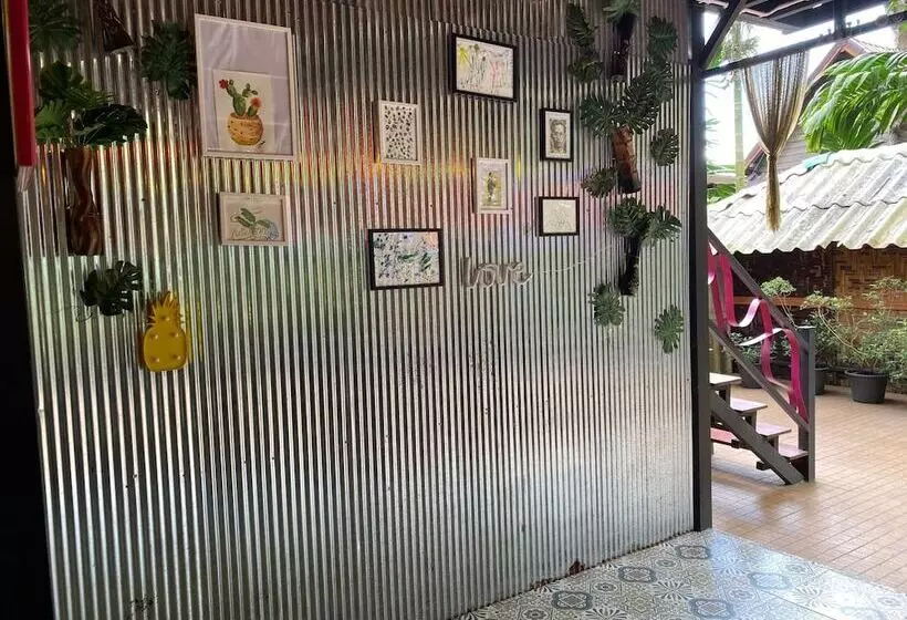 Majatalo Nua Tone Resort & Cafe