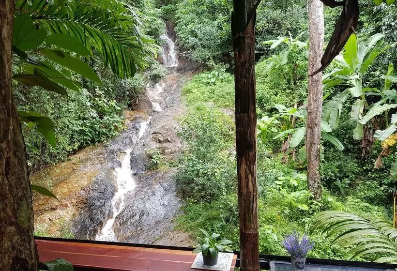 Majatalo Nua Tone Resort & Cafe