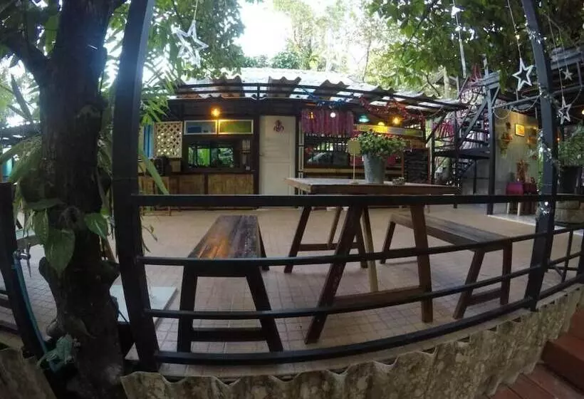 Majatalo Nua Tone Resort & Cafe