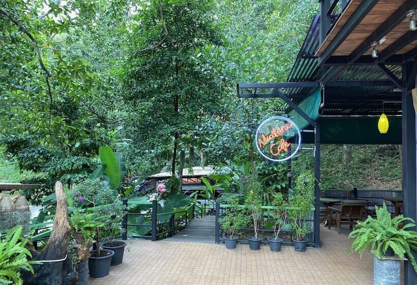 Pensão Nua Tone Resort & Cafe