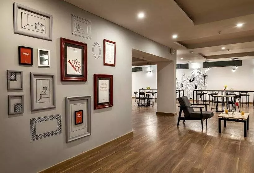 Royal Palms Hotel By Oyo Rooms