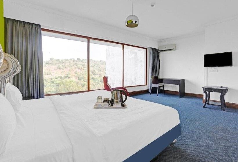 Royal Palms Hotel By Oyo Rooms