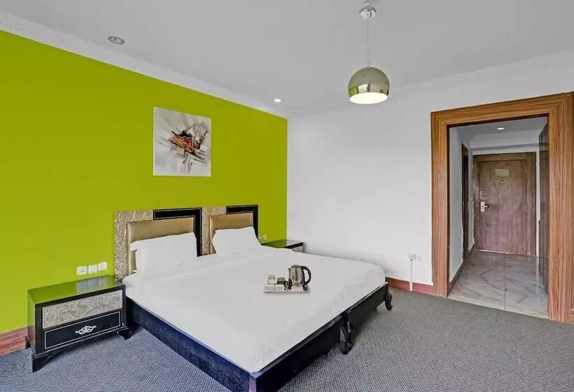 Royal Palms Hotel By Oyo Rooms