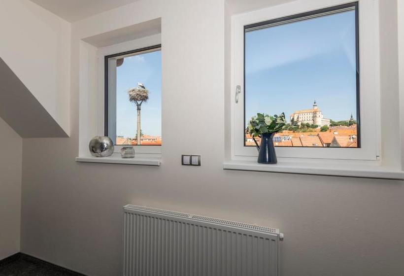 پانسیون Penzion čáp