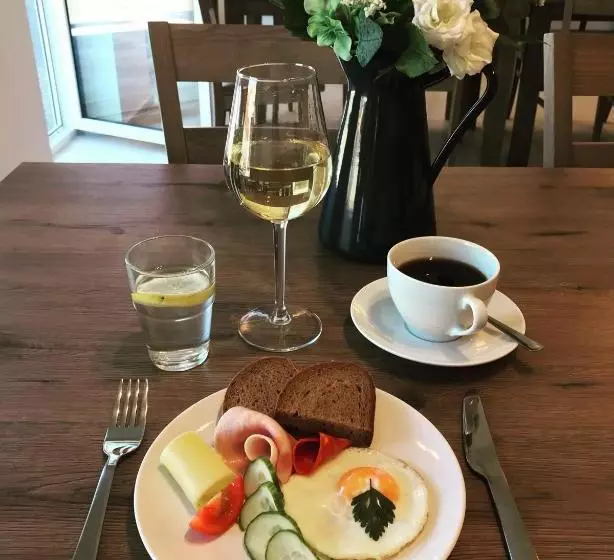 پانسیون Penzion čáp