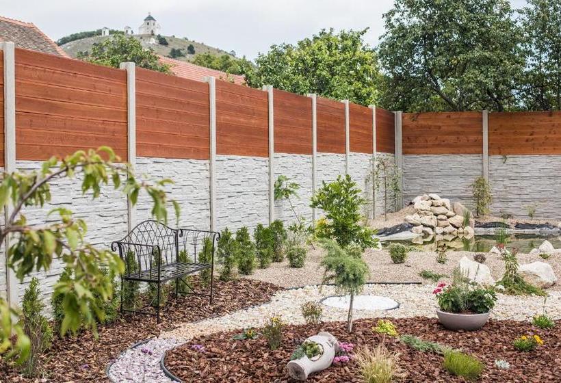 پانسیون Penzion čáp