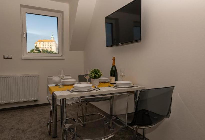 پانسیون Penzion čáp