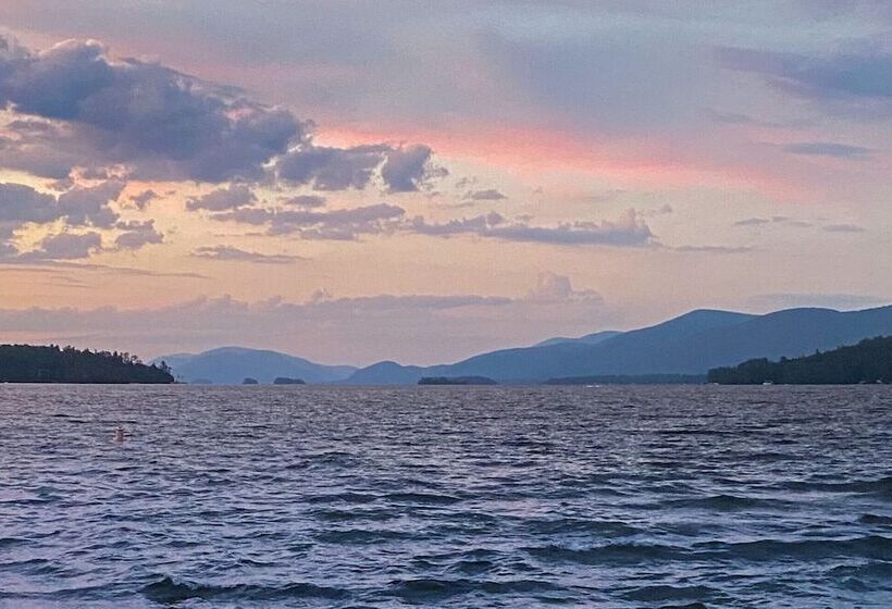 Depe Dene Lakeside Resort