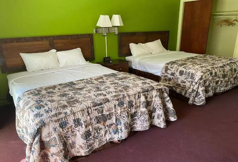 Desert Grove Resort Motel