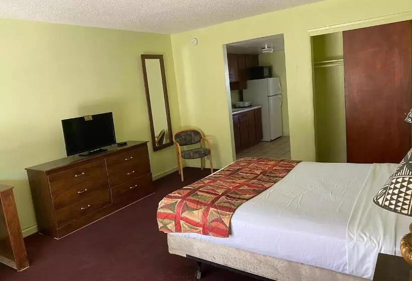 Desert Grove Resort Motel