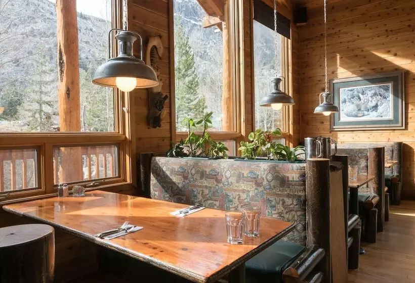 Double Eagle Resort And Spa