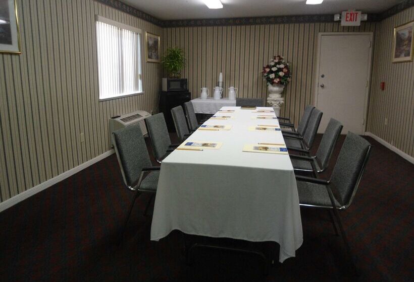 Hotel Americas Best Value Inn And Suites Houston/northwest Brookhollow