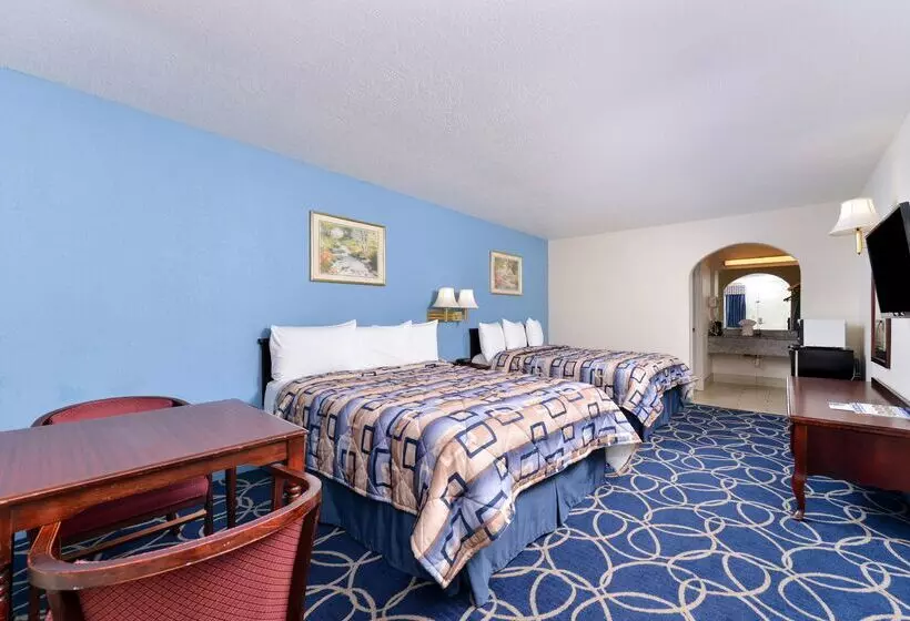 בית מלון כפרי Americas Best Value Inn And Suites Houston/northwest Brookhollow