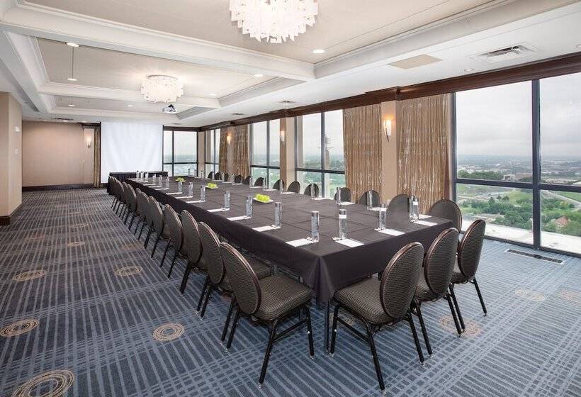 فندق Crowne Plaza Kansas City Downtown, An Ihg