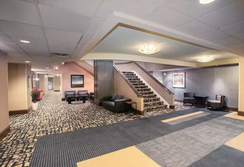 هتل Crowne Plaza Kansas City Downtown, An Ihg
