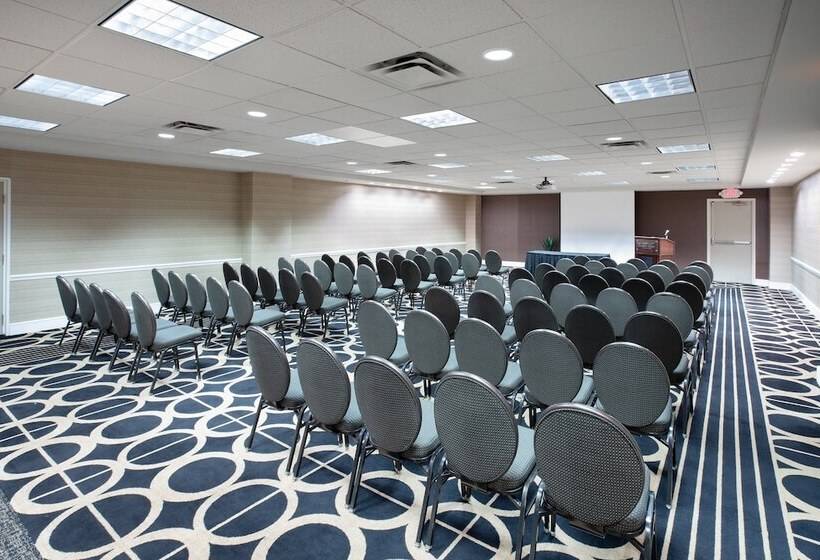 فندق Crowne Plaza Kansas City Downtown, An Ihg