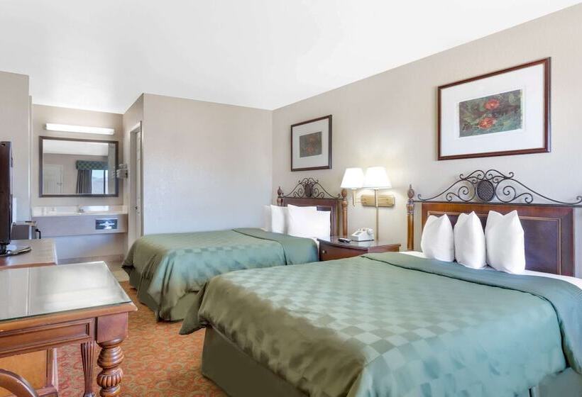 فندق Days Inn By Wyndham Kingman East