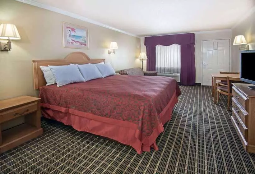 호텔 Days Inn By Wyndham San Antonio Interstate Hwy 35 North