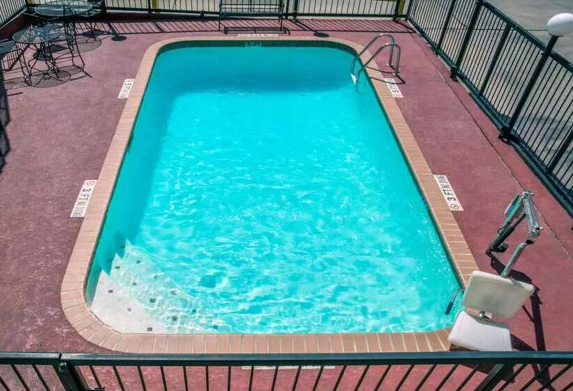 호텔 Days Inn By Wyndham San Antonio Interstate Hwy 35 North