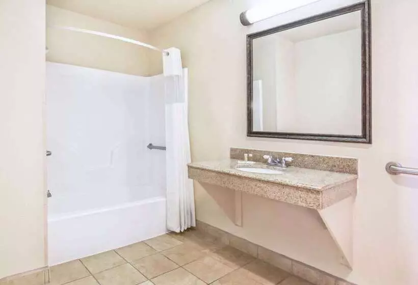 호텔 Days Inn By Wyndham San Antonio Interstate Hwy 35 North