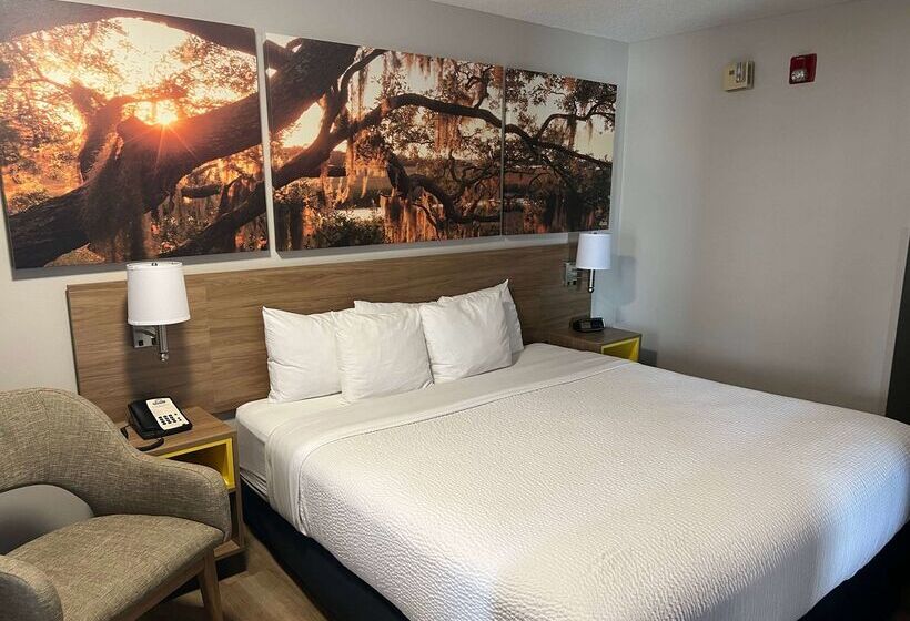 هتل Days Inn By Wyndham Valdosta I 75