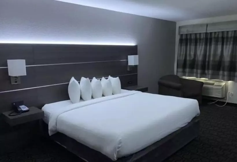 Отель Days Inn By Wyndham Wagoner