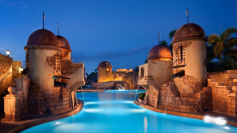 فندق Disney's Caribbean Beach Resort