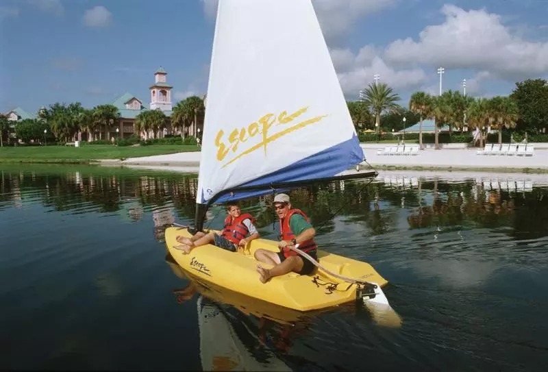 Отель Disney's Caribbean Beach Resort