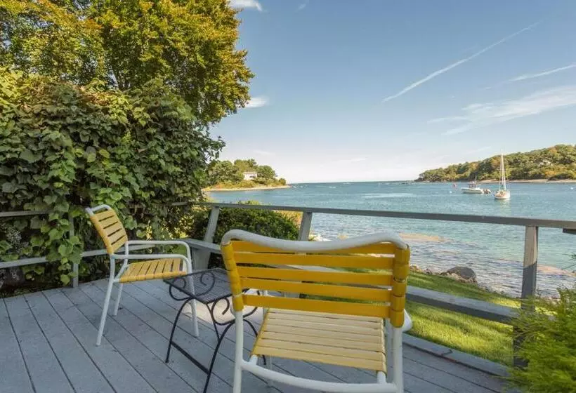 בית מלון כפרי Dockside Guest Quarters