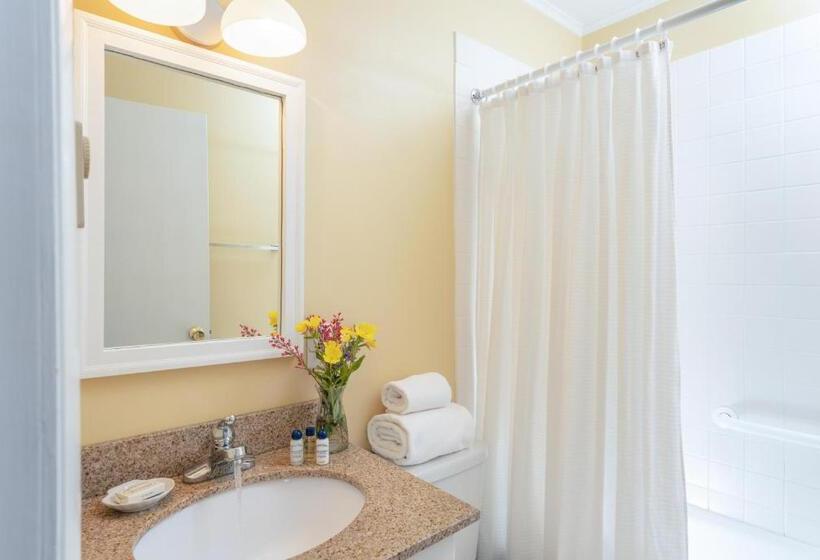 Otel Dockside Guest Quarters