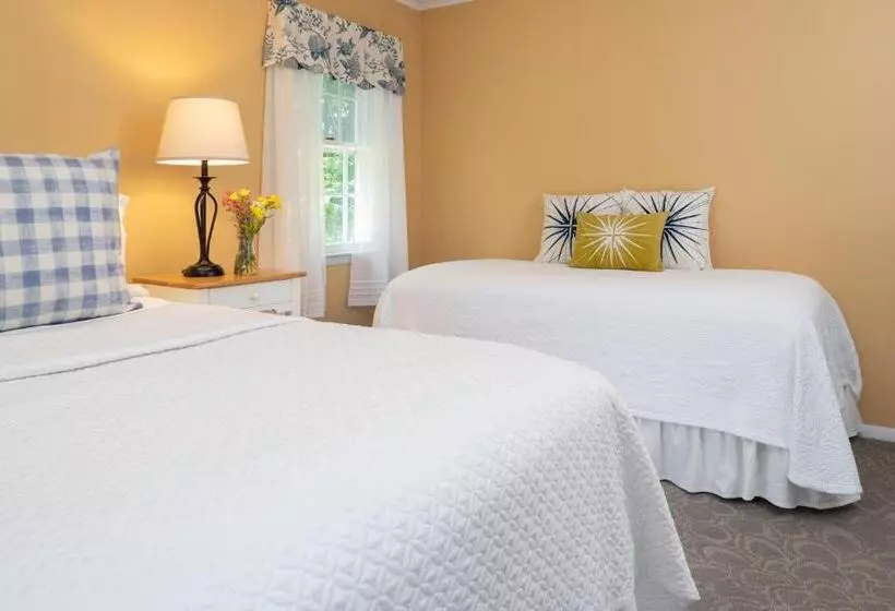 בית מלון כפרי Dockside Guest Quarters