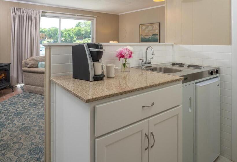 Otel Dockside Guest Quarters