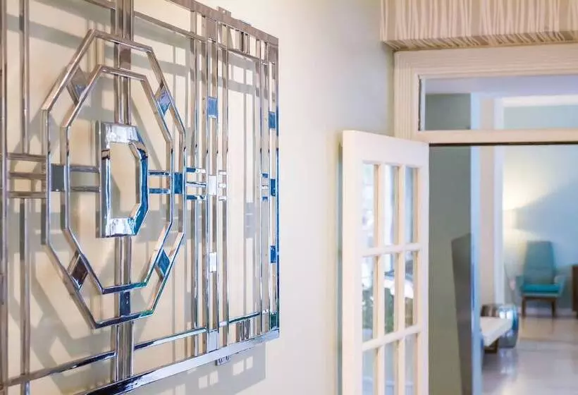 Dorchester Hotel & Suites