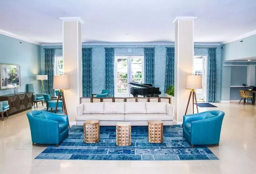 Dorchester Hotel & Suites