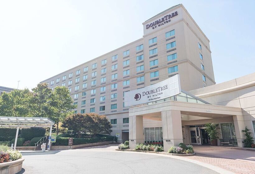 هتل Doubletree By Hilton Charlotte Uptown